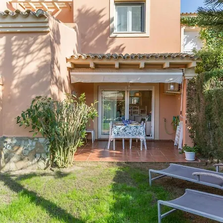 Estupendo Adosado Urbanizacion Hoyo 12 Novo Sancti Petri Ferienhaus