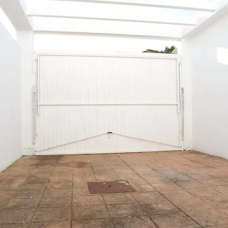 Apto En Residencial El Bosque