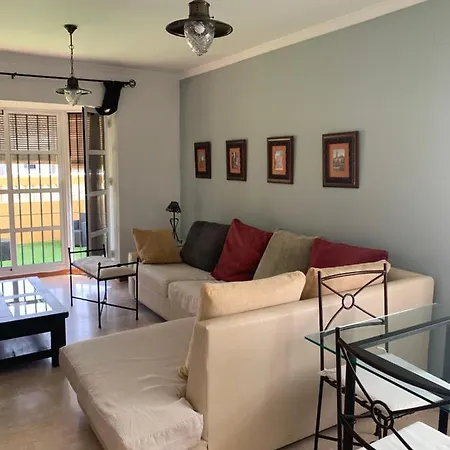 Chiclana Casa Maria Holiday home *