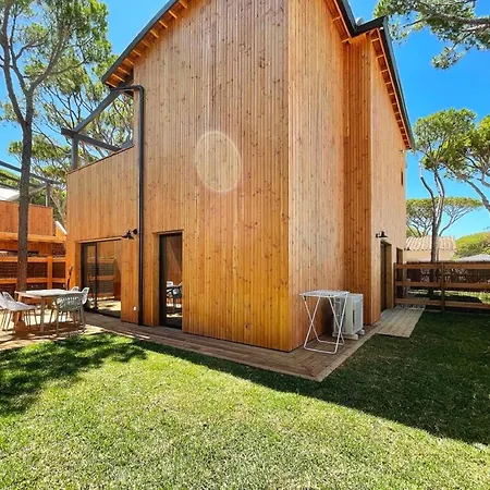 Biopasivos Living Pura Madera 公寓式酒店
