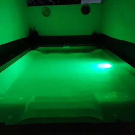 Bali Con Jacuzzi Climatizado Y Piscina Climatizada Con Jacuzzi Willa Chiclana de la Frontera