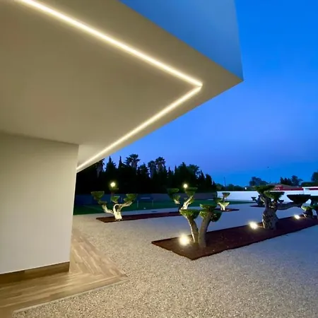 Vista Villa