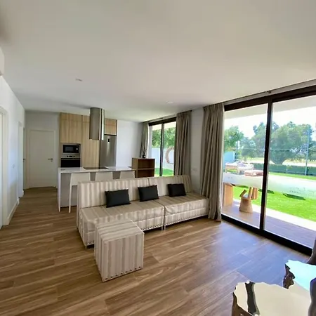 Vista Villa *