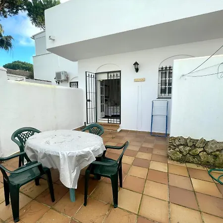Apartamento Columela Pinar En Zona Tranquila Con Wifi Apartamento *