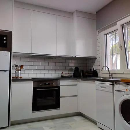 Coqueto Apartamento En La Barrosa De Un Dormitorio Apartment *