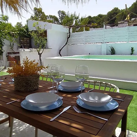 Casa, Piscina, Jacuzzi, Garaje, Barbacoa.