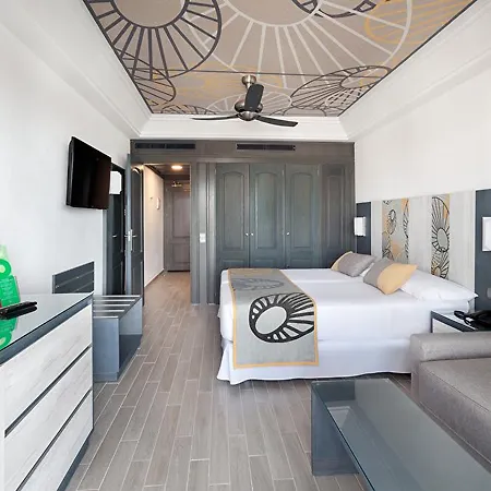 Riu Chiclana 酒店 4*