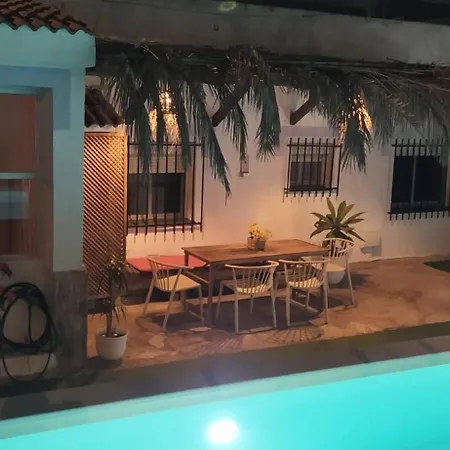 Casa, Piscina, Jacuzzi, Garaje, Barbacoa. Сasa de vacaciones *