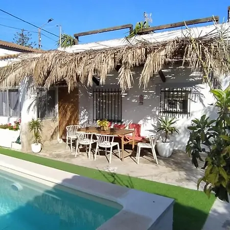 Casa, Piscina, Jacuzzi, Garaje, Barbacoa. * Chiclana de la Frontera