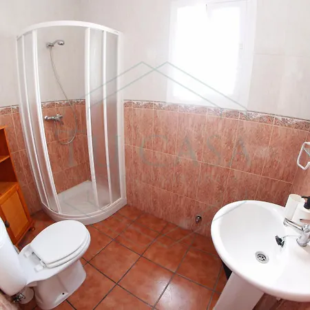 Chalet La Rana, En Urbanizacion Con Piscina Comunitaria