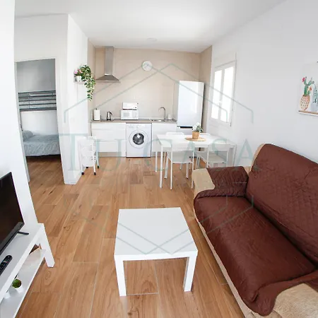La Rana, En Urbanizacion Con Piscina Comunitaria Chalet
