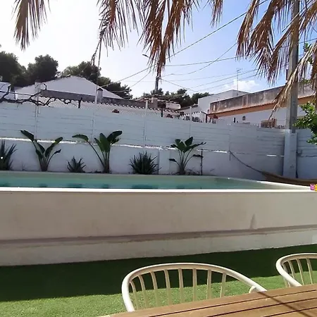 Casa, Piscina, Jacuzzi, Garaje, Barbacoa.