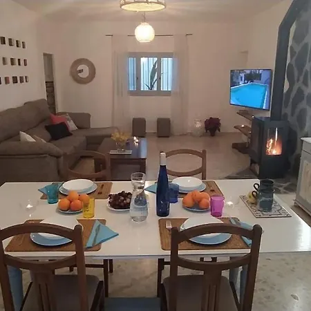 Casa, Piscina, Jacuzzi, Garaje, Barbacoa. Сasa de vacaciones *