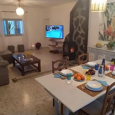 Сasa de vacaciones Casa, Piscina, Jacuzzi, Garaje, Barbacoa. Chiclana de la Frontera
