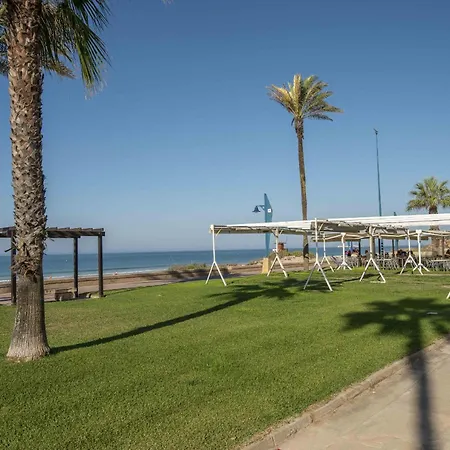 Lightbooking La Ostra Chiclana * Chiclana de la Frontera