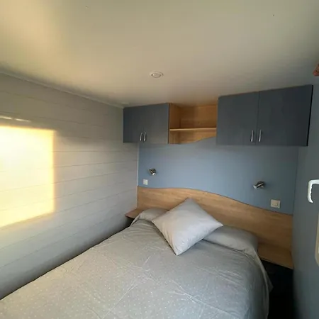 Levante Beach Mobilhome Cerca De La Playa Barrosa, Sostenible Y Autosuficiente Ferienhaus