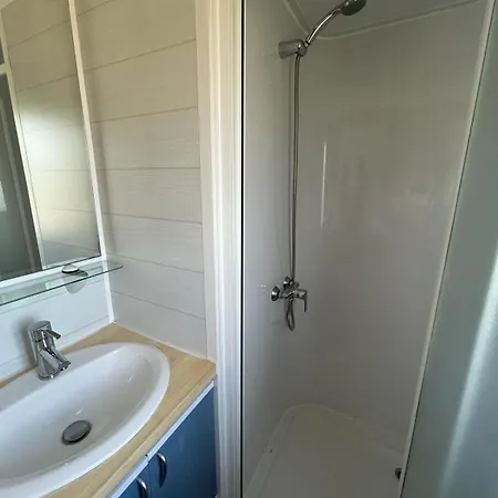 Levante Beach Mobilhome Cerca De La Playa Barrosa, Sostenible Y Autosuficiente Ferienhaus Chiclana de la Frontera
