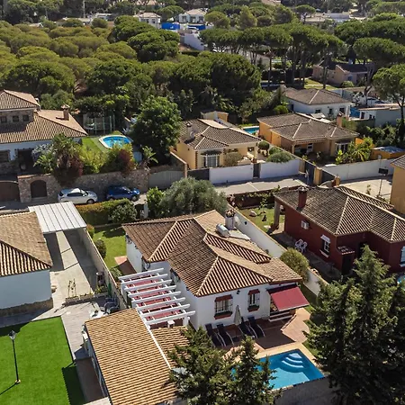 Lovely In Chiclana De La Fronter With Wifi Holiday home