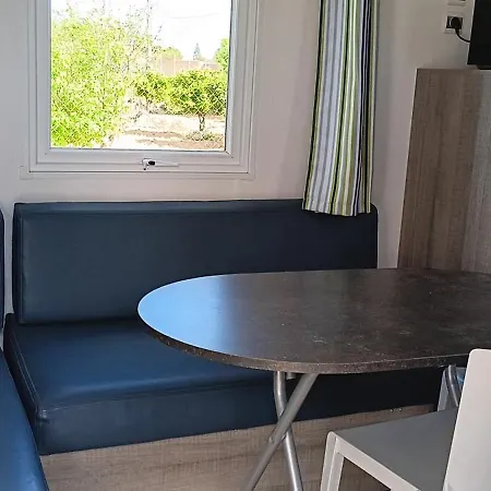 Recinto Con Casa Prefabricada En Chiclana * Chiclana de la Frontera