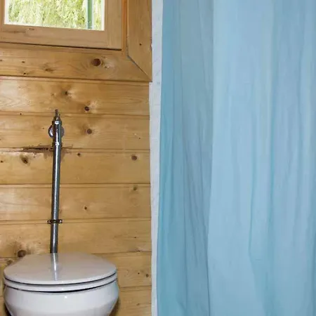 Parque de Campismo Bungalows-camping La Rana Verde