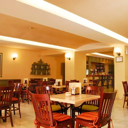Crisol Chiclana Hotel 3*
