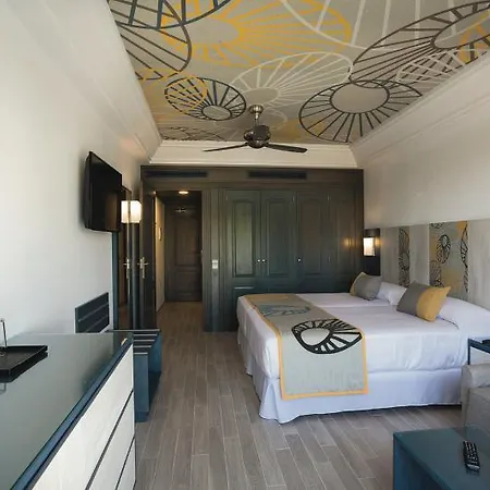 Riu Chiclana 4* 奇克拉纳－德拉弗龙特拉