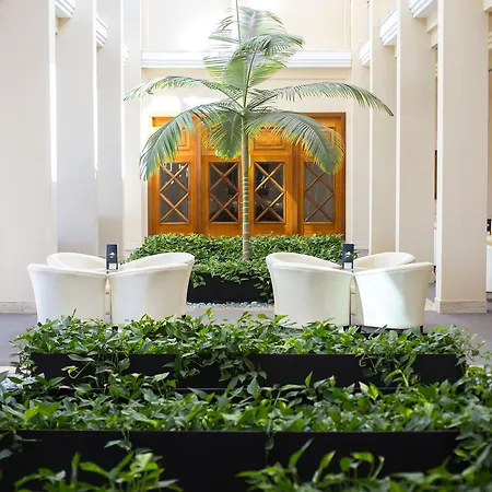 Hotel Hipotels Playa La Barrosa - Adults Only 4*