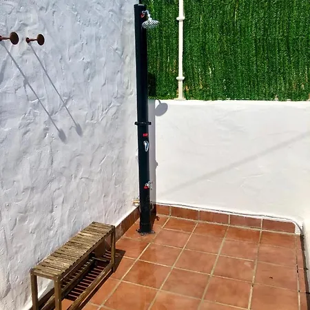 Gatu Premium Lurberri Piscina Privada, 4 Dormitorios, 2 Banos, Parking , Jardines, 