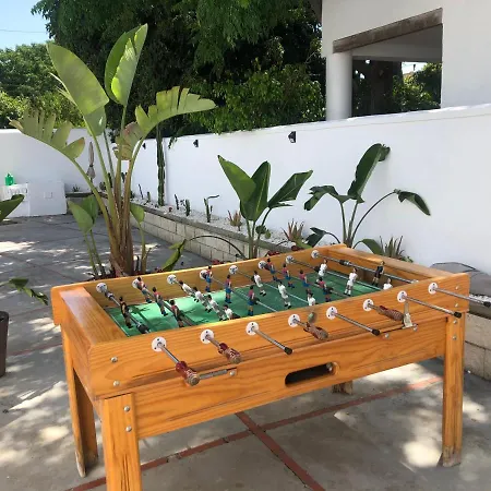 Gatu Premium Lurberri Piscina Privada, 4 Dormitorios, 2 Banos, Parking , Jardines, 