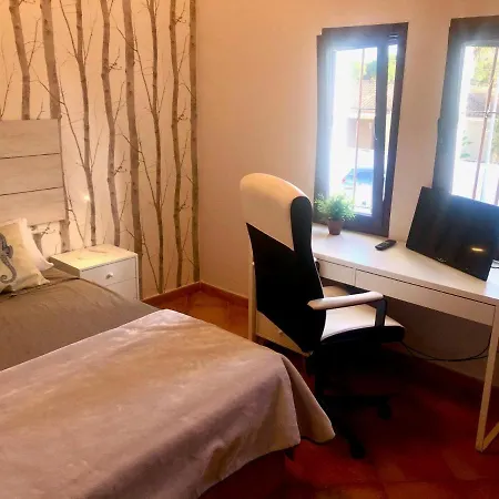 Holiday home Gatu Premium Lurberri Piscina Privada, 4 Dormitorios, 2 Banos, Parking , Jardines, 
