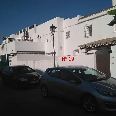 Con Piscina Grandes Grupos Holiday home