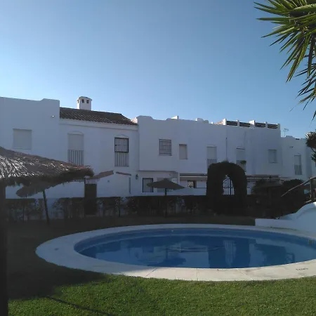 Holiday home Con Piscina Grandes Grupos Chiclana de la Frontera