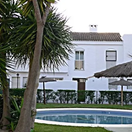 Con Piscina Grandes Grupos Holiday home *