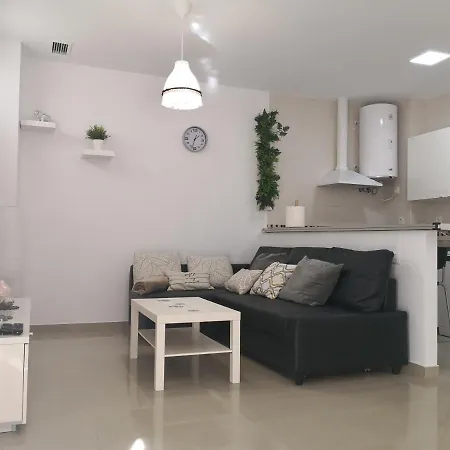 Apartment Apartamento Relax 1-tv Cable Wifiplus-aire Acond