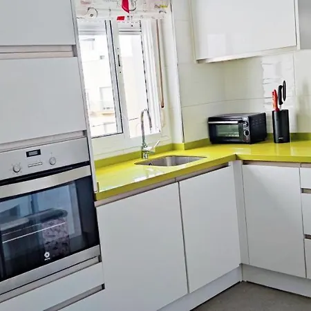Piso 100 Metros Del Centro Del Pueblo 6 Kilometros De La Playa La Barrosa Apartment *