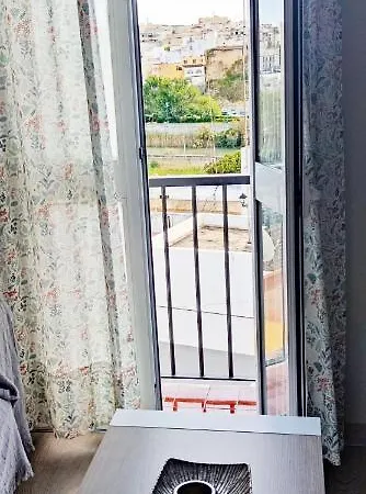 Piso 100 Metros Del Centro Del Pueblo 6 Kilometros De La Playa La Barrosa Apartment *