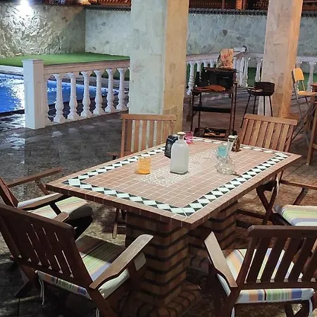Chalet Con Encanto Y Piscina Chiclana de la Frontera