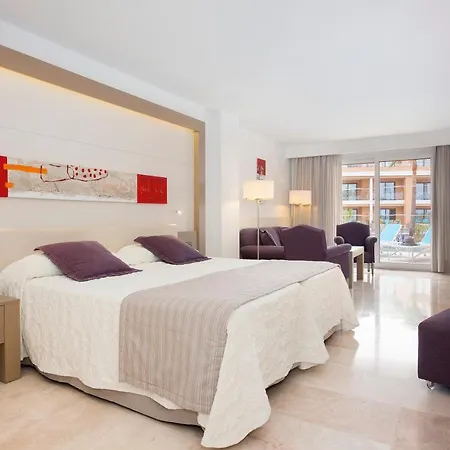 Hipotels Playa La Barrosa - Adults Only 4*