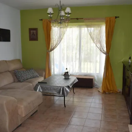 Holiday home Rojas & Mar Con Piscina Salina *