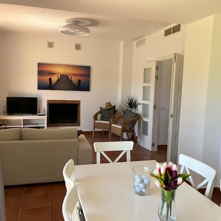 Con Piscina En Novo Sancti Petri Holiday home *