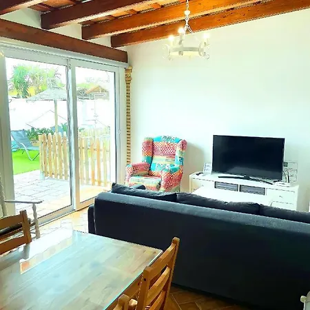Holiday home Chalet Con Piscina Privada Y Barbacoa