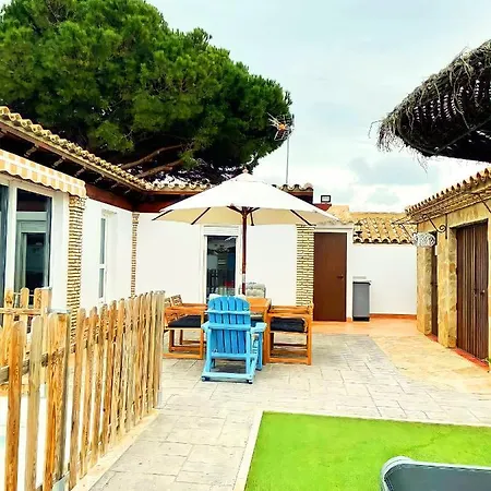 Holiday home Chalet Con Piscina Privada Y Barbacoa