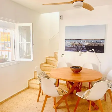 Duplex Torres La Barrosa 4 Bedrooms By Chiclana Dreams - A 750 M De La Playa Holiday home Chiclana de la Frontera
