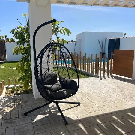 Holiday home La Palapa: Seaside Getaway With Private Pools