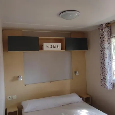 Holiday home Casas Mobil Sancti Petri *