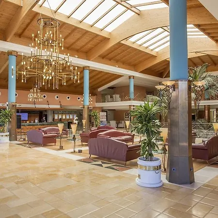 Hipotels Barrosa Palace & 5*