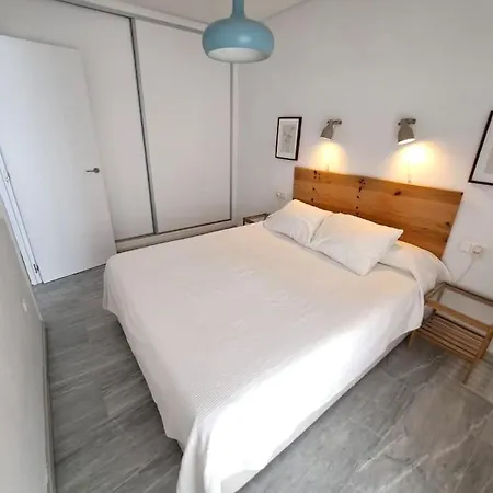 Apartment Enjoy The Historic Center Of Chiclana By C. Dreams