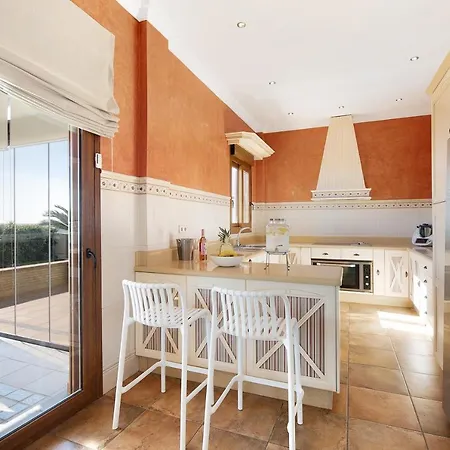 Carolina House Villa *