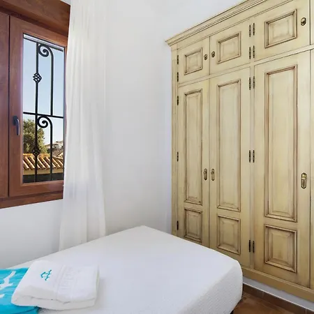 Villa Carolina House