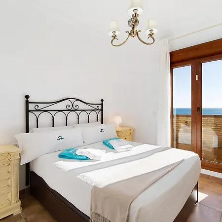 Villa Carolina House *